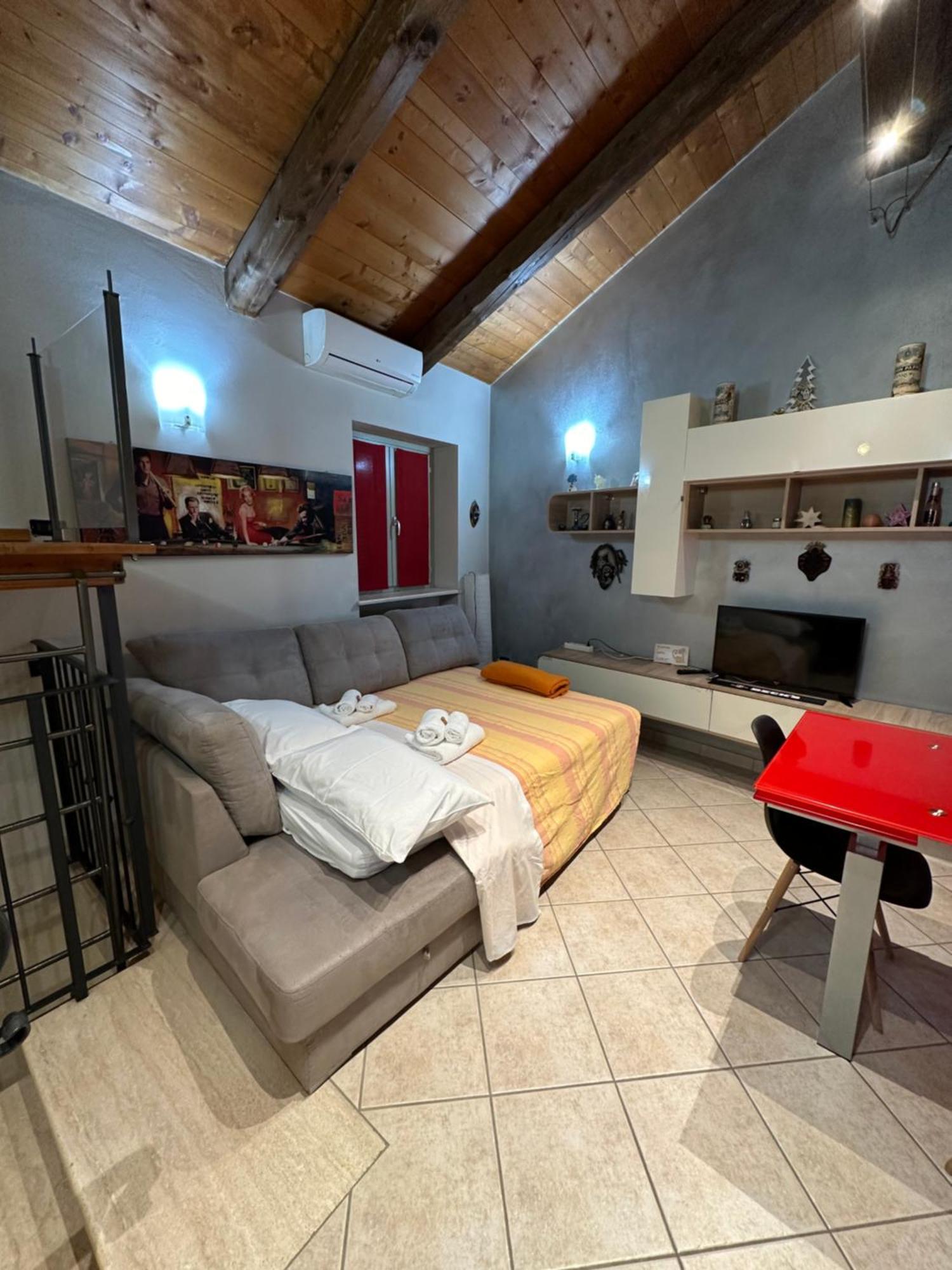 La Tana Di Apartment Piozzo
